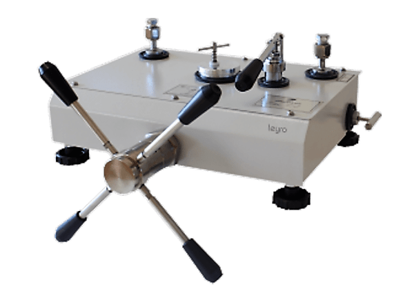 Comparison Calibration Pump LPC 8000